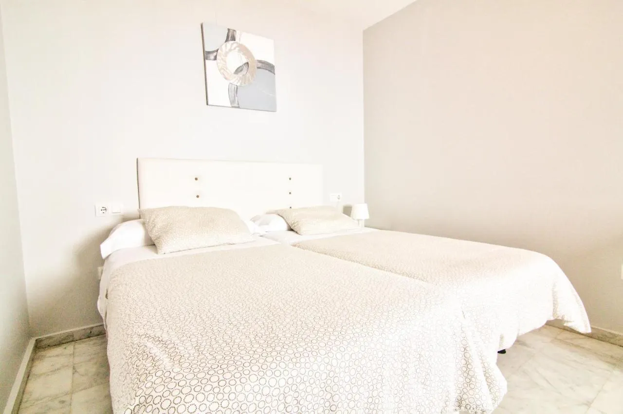 Apartamentos Centro 1 El Puerto De Santa Maria 0*,  Spain